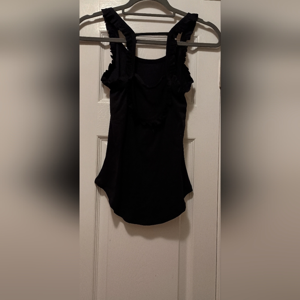 Chaser brand Black ribbed ruffle Tank Top New With Tags Small - Picture 6 of 9